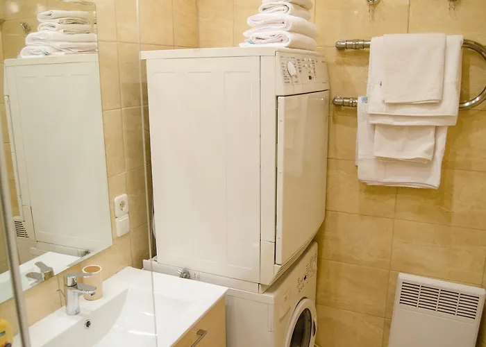 Dzīvoklis Old Town With Parking